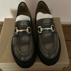 Ladies Gray loafers NWOT